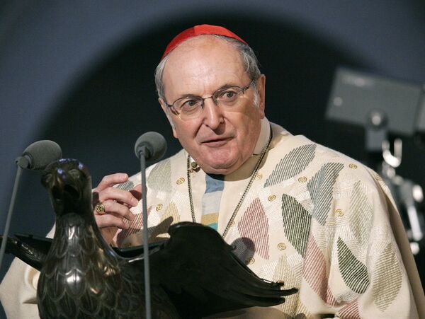 Kardinal Joachim Meisner sprach bei der Amtseinführung von Bischof Norbert Trelle im Februar 2006 im Hildesheimer Dom. Trelle würdigt den Verstorbenen als eine „prägende Persönlichkeit der katholischen Kirche in Deutschland“.