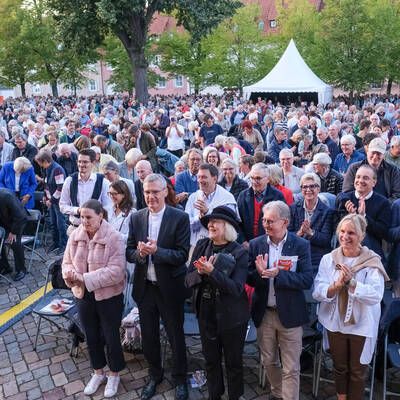 Dombauverein Domhofkonzert - mit der tfn_philharmonie und Chören