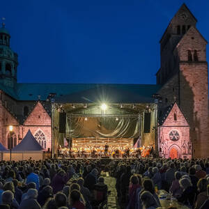 Dombauverein Domhofkonzert - mit der tfn_philharmonie und Chören
