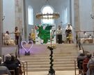 Am Samstag waren alle Pfadfinderinnen und Pfadfinder nach Hildesheim eingeladen, um die Georgsmesse im Dom zu feiern. Vor dem Gottesdienst fand ein Veranstaltungsprogramm auf dem Domhof statt.