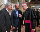 Professor Mathias Rohe im Gespräch mit Bischof Norbert Trelle und dem stellvertretenden Generalvikar, Weihbischof Heinz-Günter Bongartz.