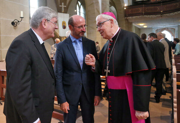 Professor Mathias Rohe im Gespräch mit Bischof Norbert Trelle und dem stellvertretenden Generalvikar, Weihbischof Heinz-Günter Bongartz.