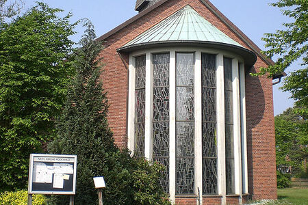 Kirche Heilige Familie in Rodewald