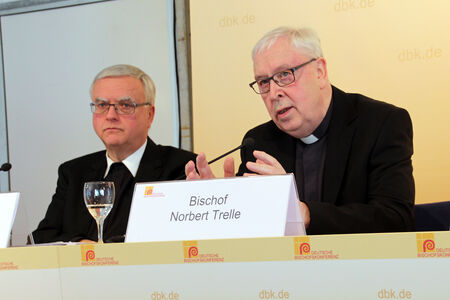 Pressekonferenz 300dpi