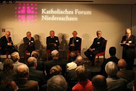 Katholisches Forum Niedersachsen; Von Faust zum Fachidioten