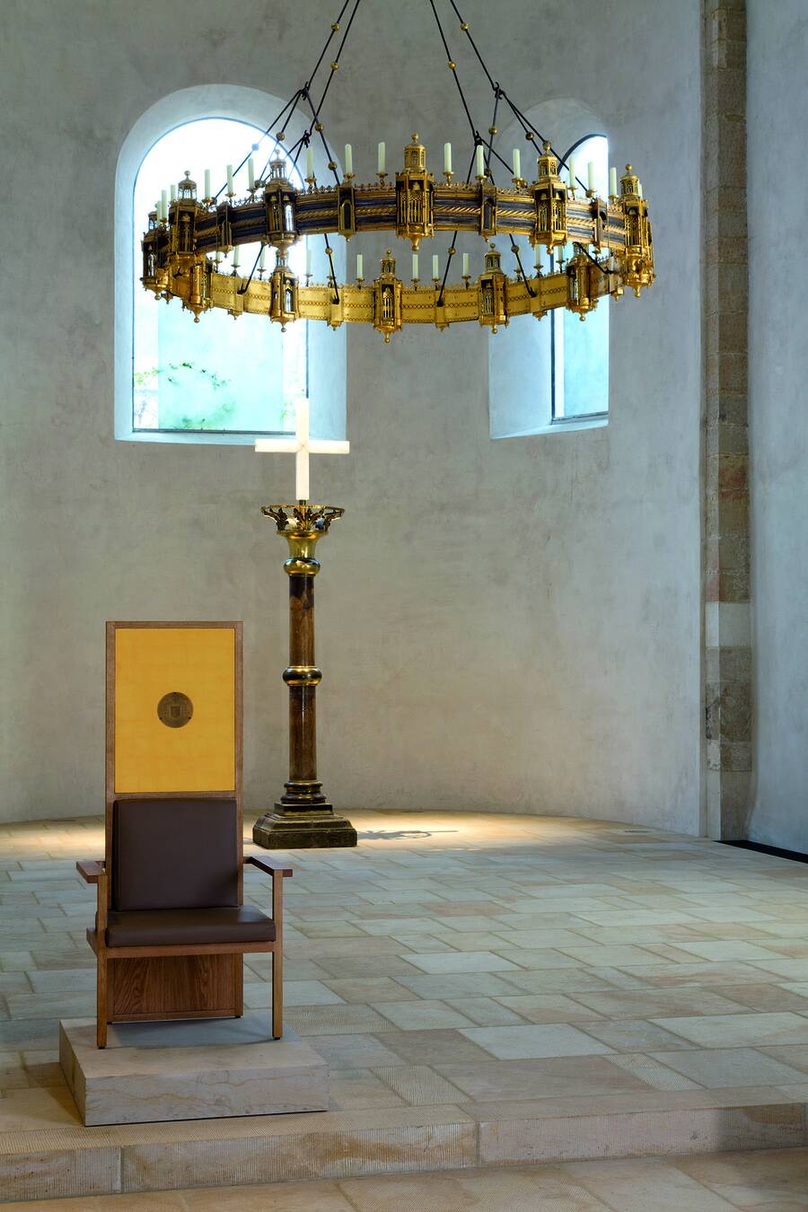 Der Bischofsstuhl (Kathedra) im Hildesheimer Dom