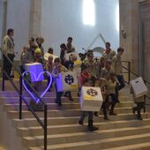 Am Samstag waren alle Pfadfinderinnen und Pfadfinder nach Hildesheim eingeladen, um die Georgsmesse im Dom zu feiern. Vor dem Gottesdienst fand ein Veranstaltungsprogramm auf dem Domhof statt.