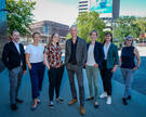 Das Team der Katholischen Akademie Hannover steht aufgereiht nebeneinander. 