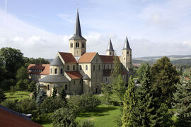 Blick auf die Basilika St. Godehard in Hildesheim.