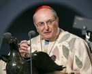 Kardinal Joachim Meisner sprach bei der Amtseinführung von Bischof Norbert Trelle im Februar 2006 im Hildesheimer Dom. Trelle würdigt den Verstorbenen als eine „prägende Persönlichkeit der katholischen Kirche in Deutschland“.