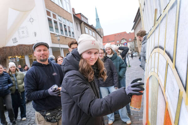 MaJo erster Spatenstich Graffiti