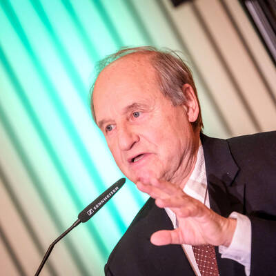 Der Betroffene Rudolf Kastelik gab während eines Impulsvortrages Einblicke in seine persönliche Spurensuche in der Aufarbeitung.