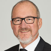 Dr. Jörg-Dieter Wächter Dr. Jörg-Dieter Wächter Portrait